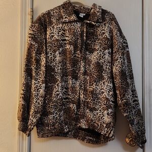 Chic Leopard Print Bomber Jacket